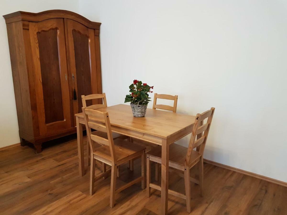 Excellent 2 Bed 12 Mins From Center * Wien